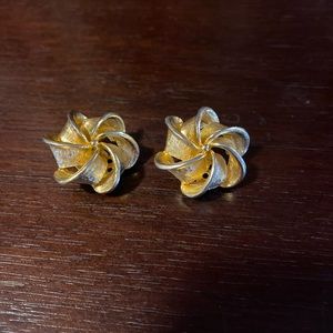 Vintage Clip on Earings